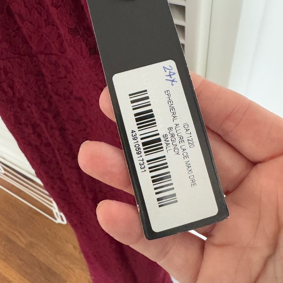 Lulu’s Ephemeral Allure Burgundy Lace Maxi Dress - Picture 5 of 7